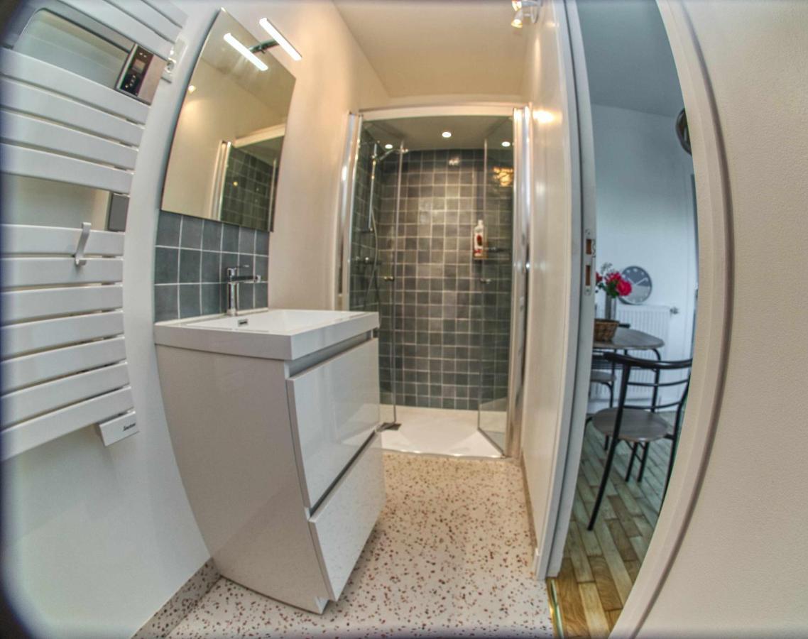 Appartement Neuf Proche De La Mer Beaussais Sur Mer Luaran gambar